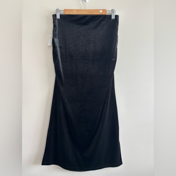 Old Navy Elegant Black Velvet Maxi Skirt size M - Picture 7 of 14